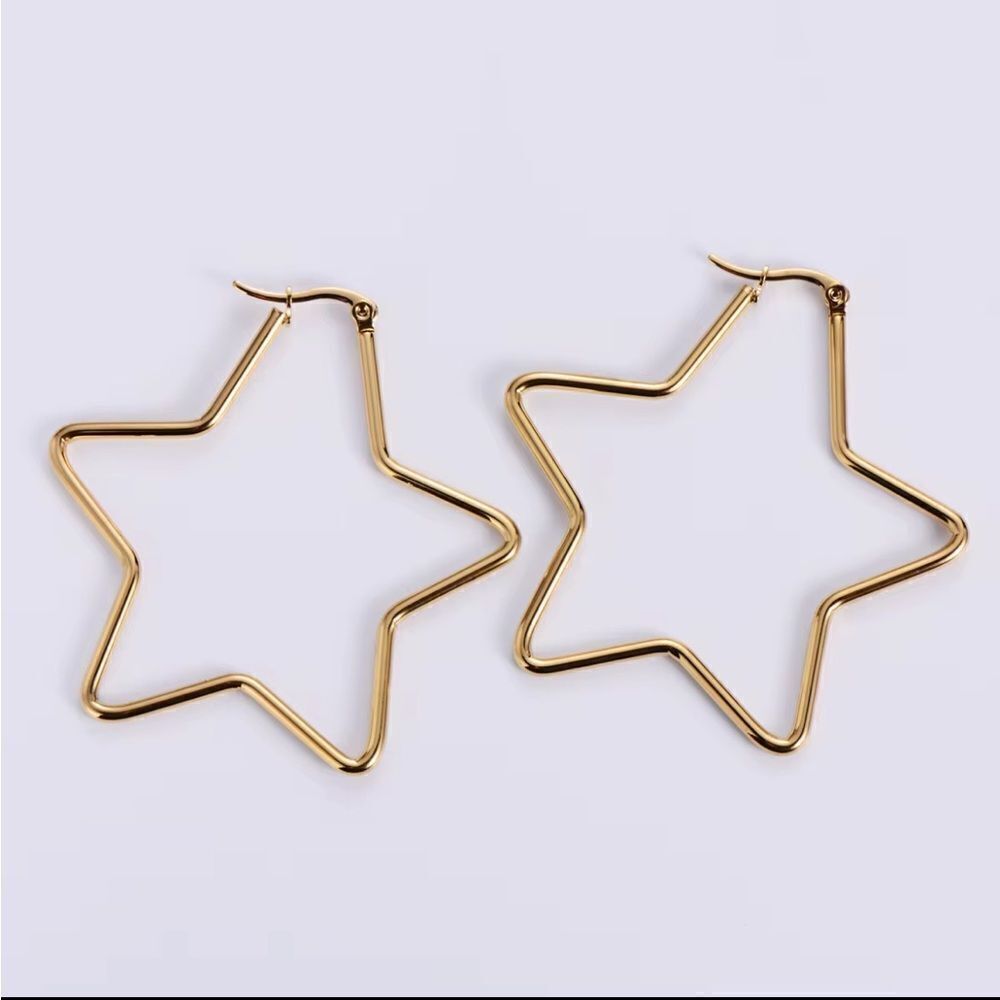 star hoop earrings M276